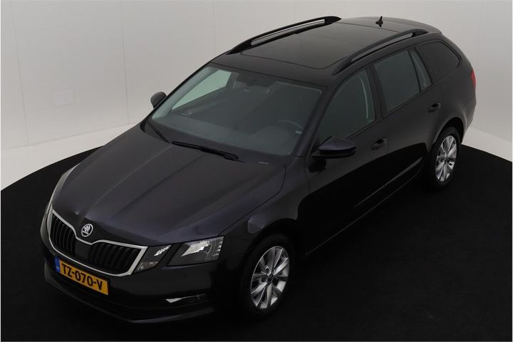 SKODA OCTAVIA 2018 tmbjg9ne5k0083632