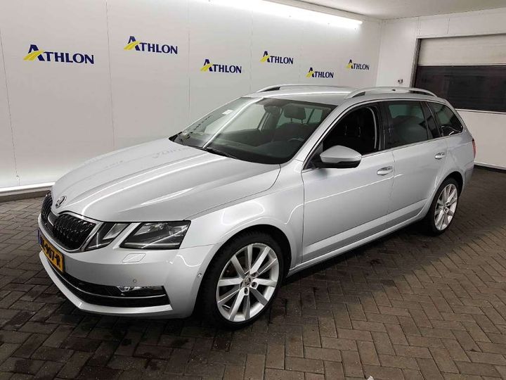 SKODA OCTAVIA 2017 tmbjg9ne6j0061704