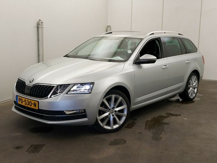 SKODA OCTAVIA 2017 tmbjg9ne6j0083167