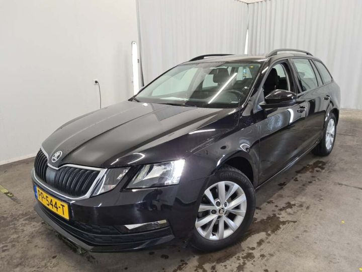 SKODA OCTAVIA 2017 tmbjg9ne6j0119973