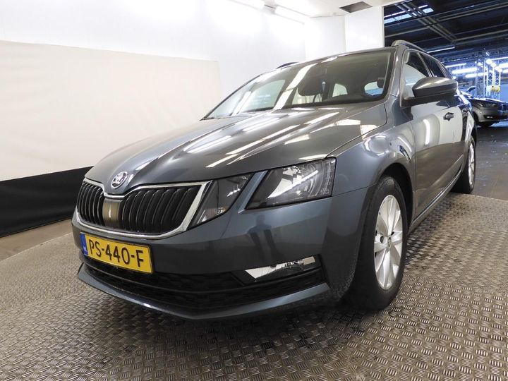 SKODA OCTAVIA 2017 tmbjg9ne6j0130021