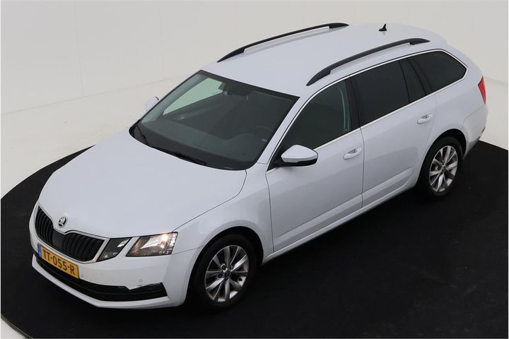 SKODA OCTAVIA 2018 tmbjg9ne6k0062210