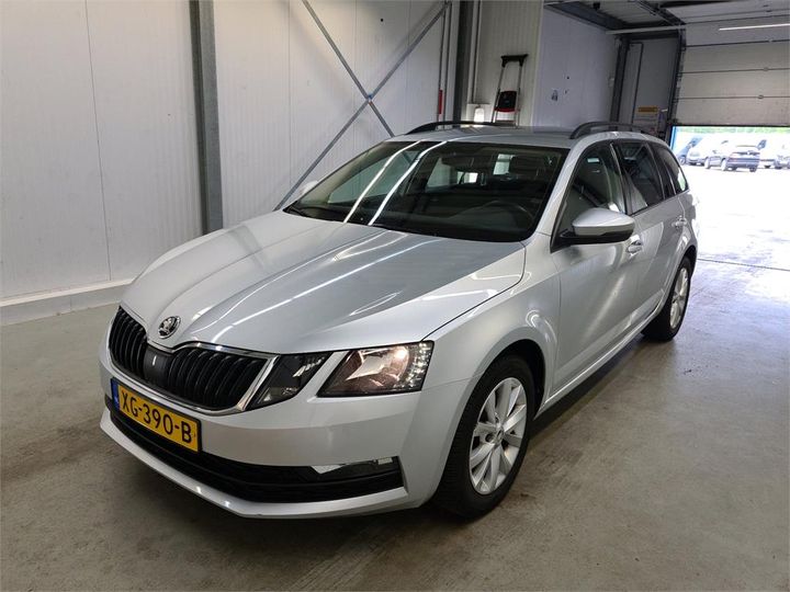 SKODA OCTAVIA 2018 tmbjg9ne6k0071117