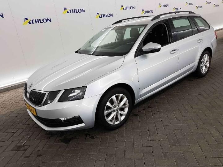 SKODA OCTAVIA 2017 tmbjg9ne7j0046144