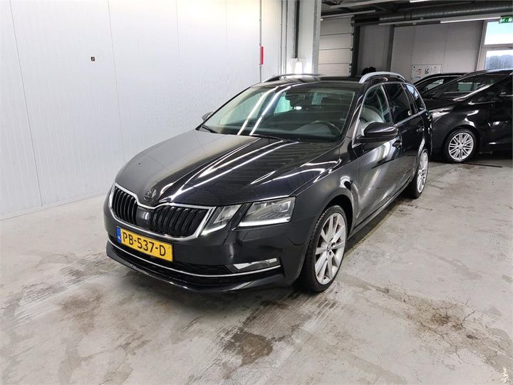 SKODA OCTAVIA 2018 tmbjg9ne7j0074168