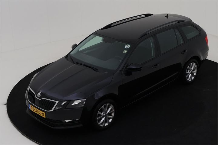 SKODA OCTAVIA 2017 tmbjg9ne7j0077149