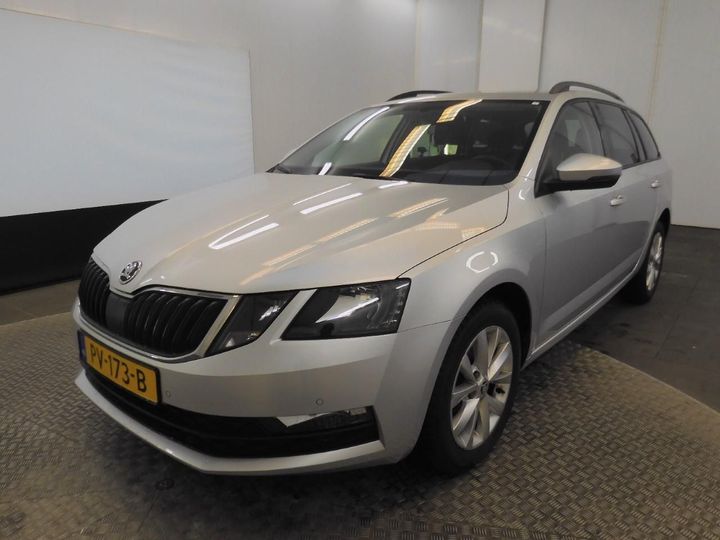 SKODA OCTAVIA 2017 tmbjg9ne7j0142923