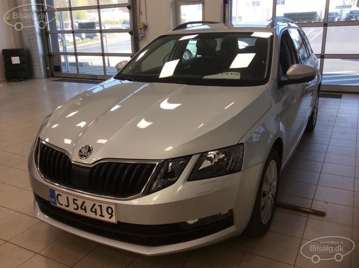 SKODA OCTAVIA 2019 tmbjg9ne7k0085169