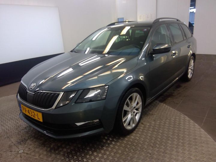 SKODA OCTAVIA 2017 tmbjg9ne8j0141022