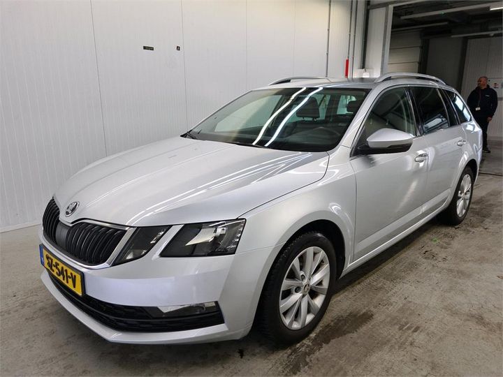 SKODA OCTAVIA 2018 tmbjg9ne8j0349269