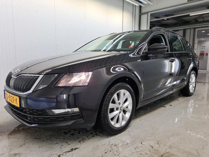 SKODA OCTAVIA 2018 tmbjg9ne8k0075895