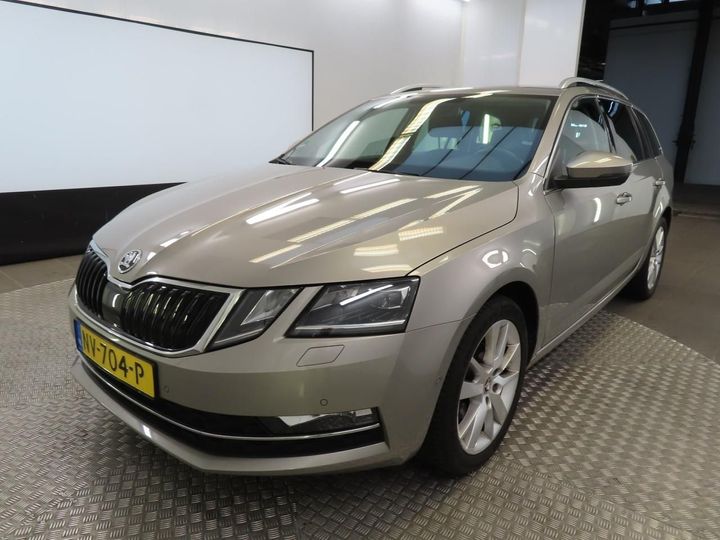 SKODA OCTAVIA 2017 tmbjg9ne9j0049076