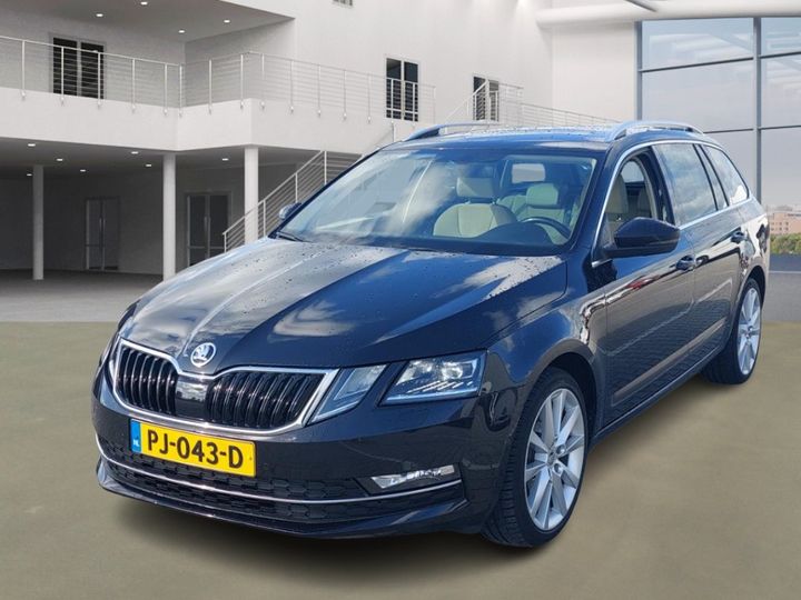 SKODA OCTAVIA 2017 tmbjg9ne9j0103718