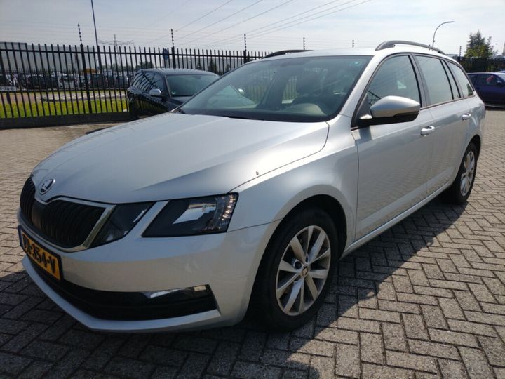 SKODA OCTAVIA 2017 tmbjg9ne9j0134760