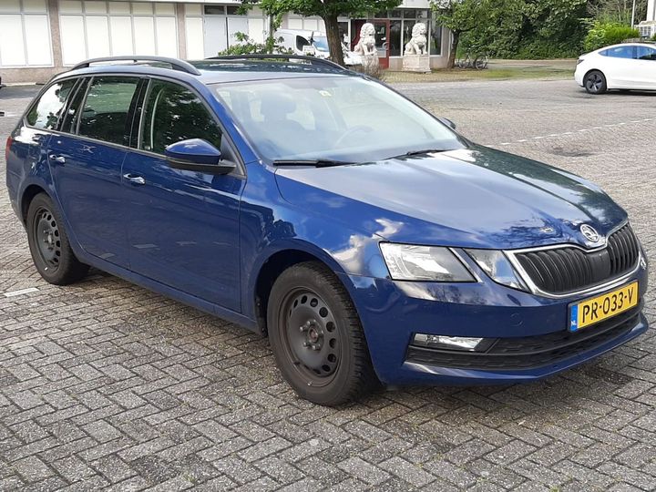 SKODA OCTAVIA 2017 tmbjg9ne9j0137318