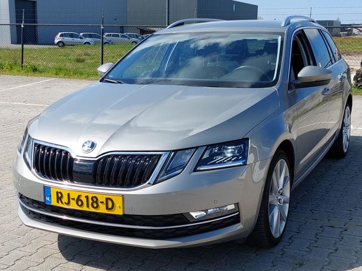 SKODA OCTAVIA 2018 tmbjg9ne9j0173526