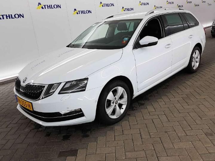 SKODA OCTAVIA 2017 tmbjg9ne9j0196353