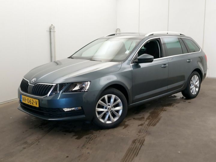 SKODA OCTAVIA 2017 tmbjg9nexj0041004