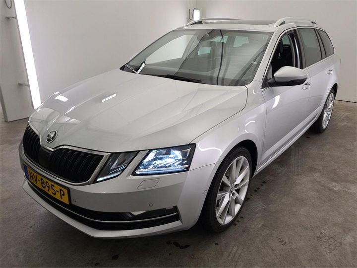 SKODA OCTAVIA 2017 tmbjg9nexj0061236