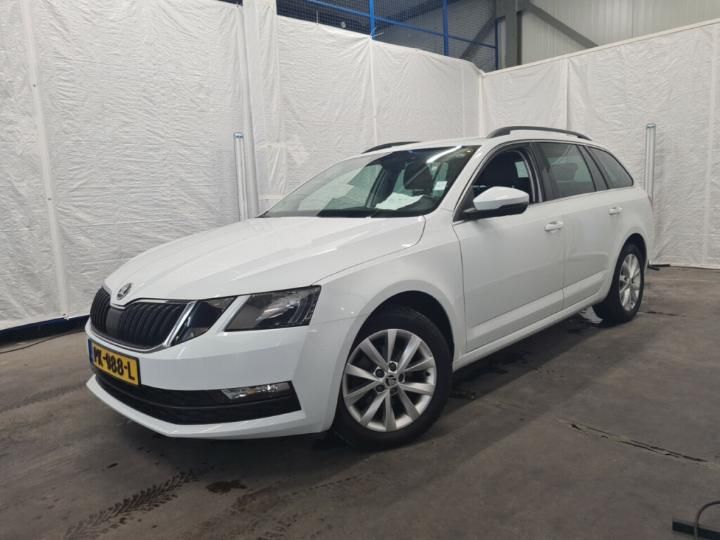 SKODA OCTAVIA 2017 tmbjg9nexj0104165