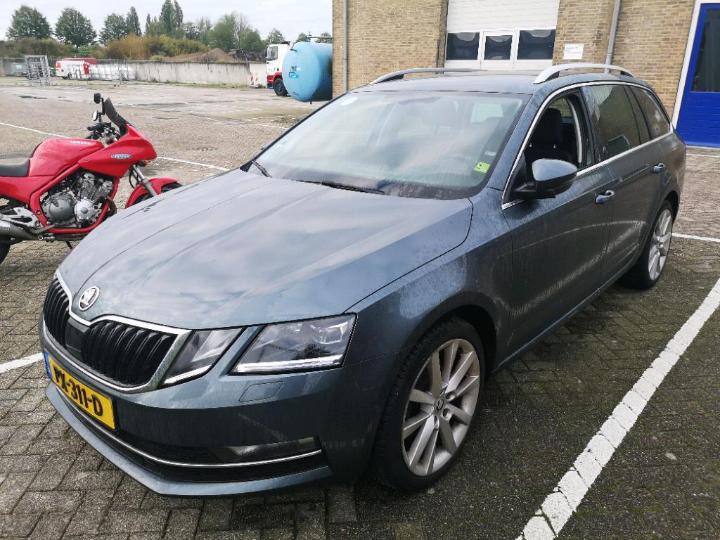 SKODA OCTAVIA 2017 tmbjg9nexj0163913