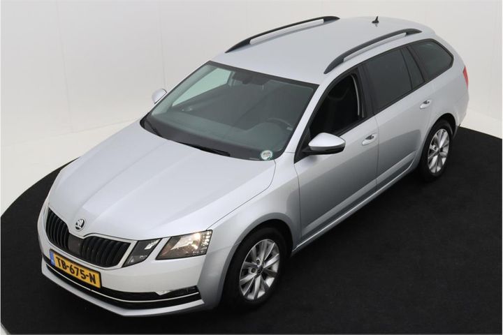 SKODA OCTAVIA 2018 tmbjg9nexj0357034