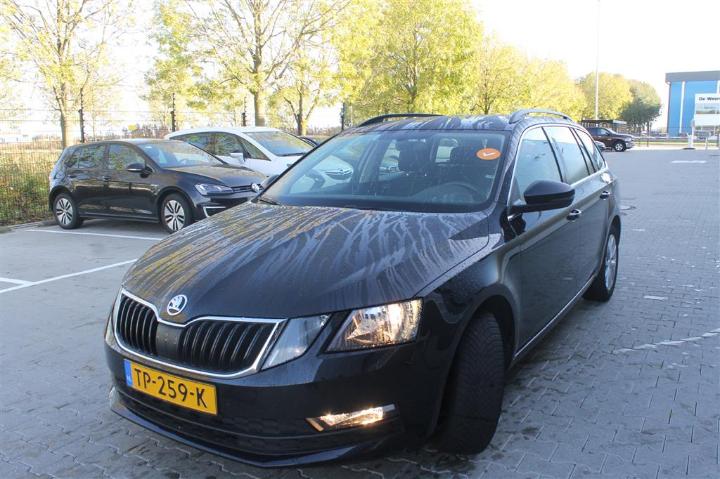 SKODA OCTAVIA 2018 tmbjg9nexk0032885