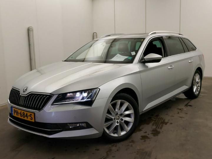 SKODA SUPERB 2017 tmbjg9np0j7505216