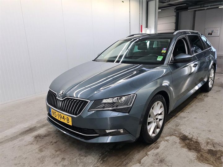 SKODA SUPERB 2017 tmbjg9np1h7021159