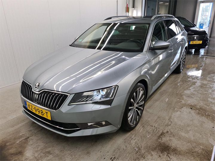 SKODA SUPERB 2017 tmbjg9np1h7034803