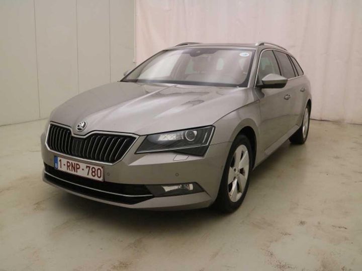 SKODA SUPERB 2017 tmbjg9np1h7046840