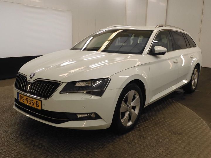 SKODA SUPERB 2017 tmbjg9np1j7518234