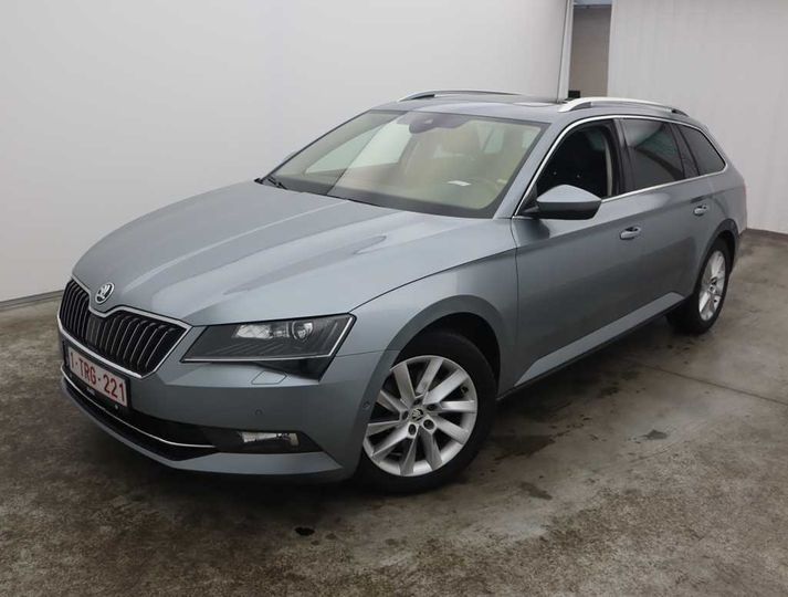 SKODA SUPERB 2018 tmbjg9np1j7561925