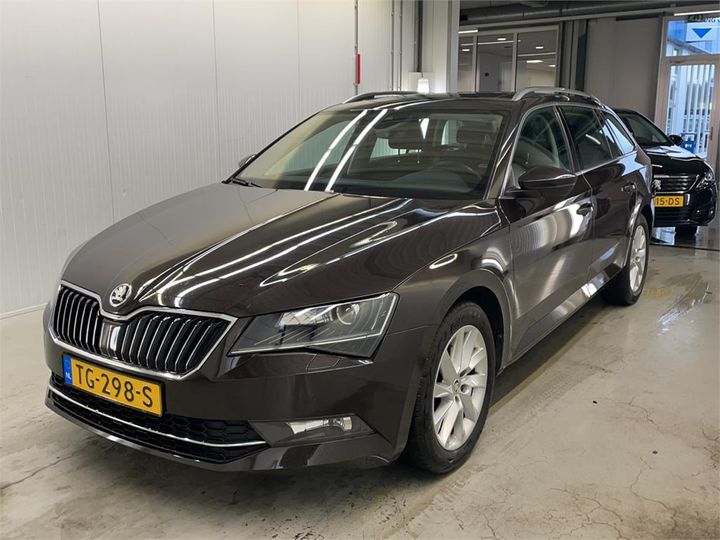 SKODA SUPERB 2018 tmbjg9np1j7606717