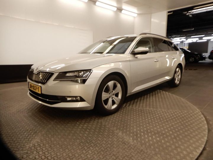 SKODA SUPERB 2016 tmbjg9np2g7084124