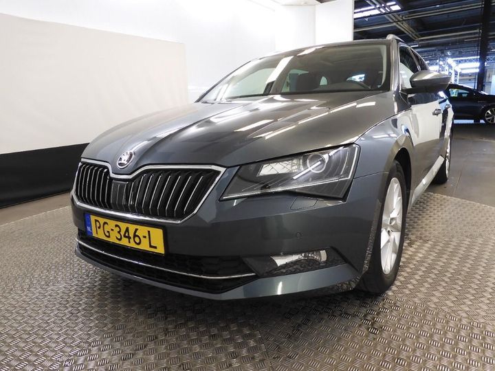 SKODA SUPERB 2017 tmbjg9np2h7538079