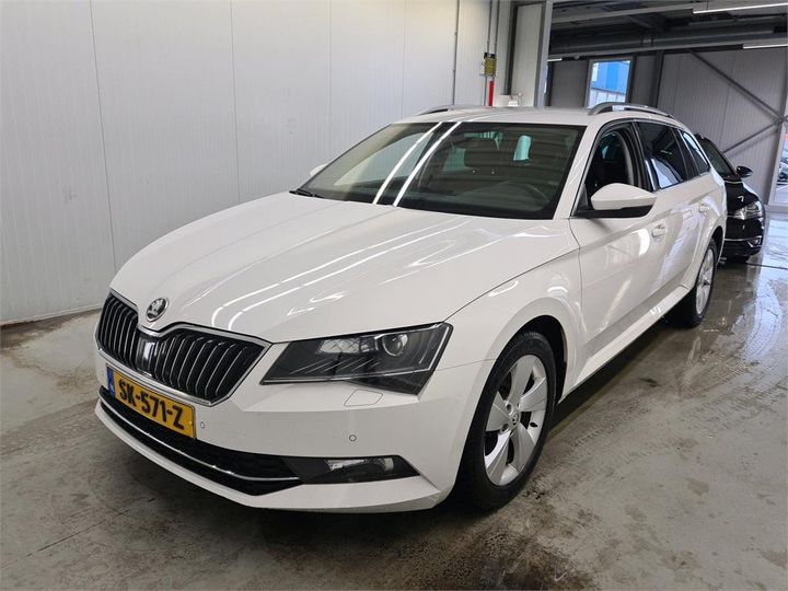 SKODA SUPERB 2018 tmbjg9np2j7586090