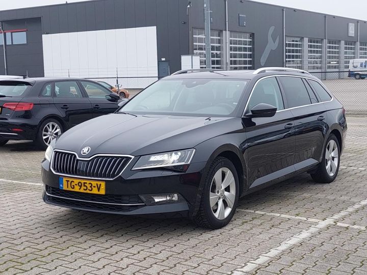 SKODA SUPERB 2018 tmbjg9np2j7606239