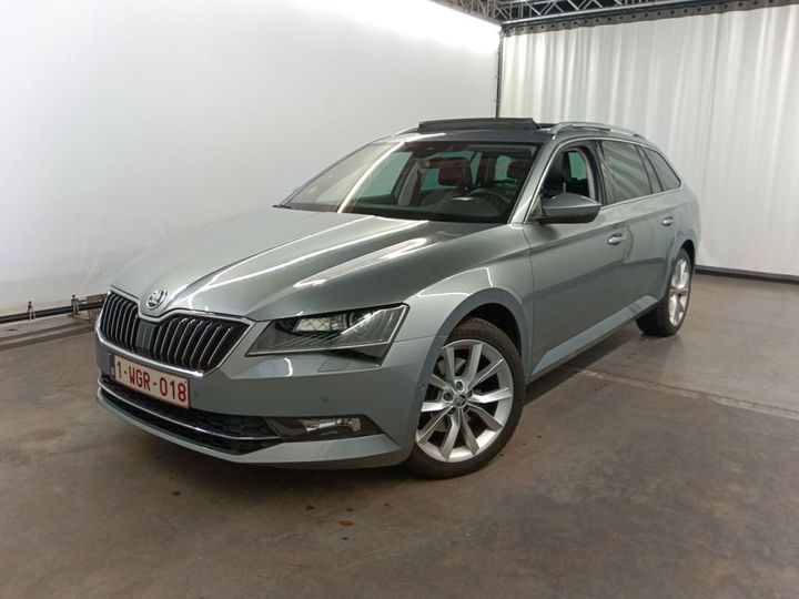 SKODA SUPERB 2019 tmbjg9np2k7060463