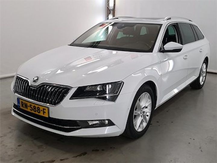 SKODA SUPERB 2018 tmbjg9np3j7508207