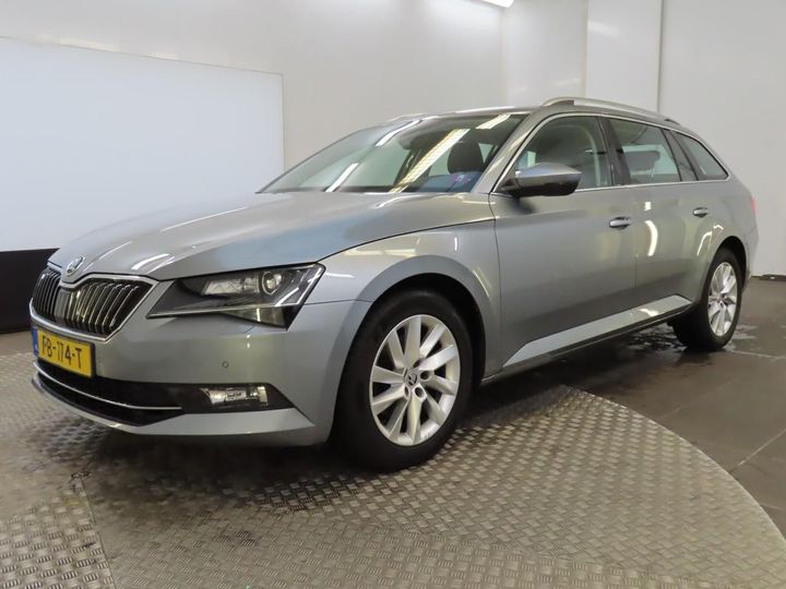 SKODA SUPERB 2017 tmbjg9np4h7553022