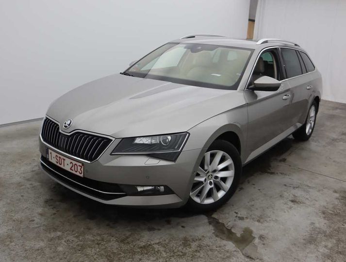 SKODA SUPERB 2017 tmbjg9np5h7544121