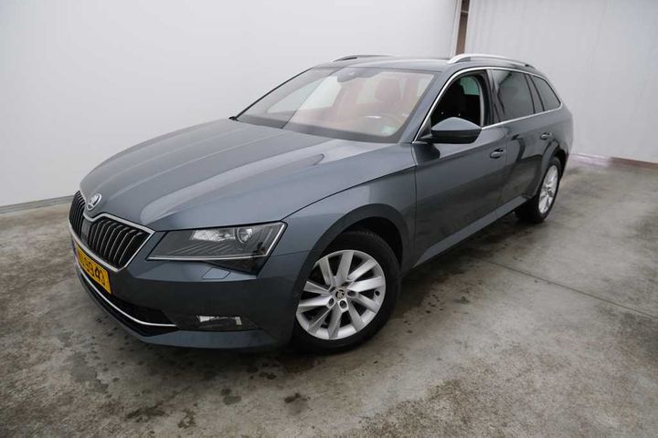 SKODA SUPERB 2017 tmbjg9np5h7549657