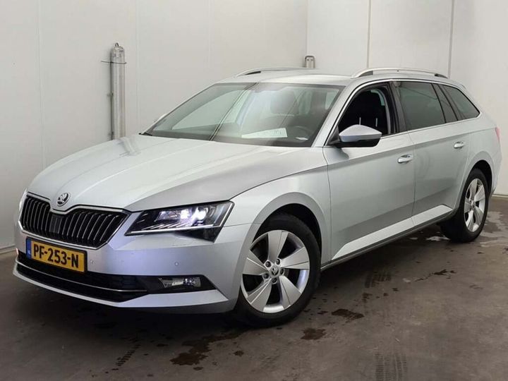 SKODA SUPERB 2017 tmbjg9np5h7560187