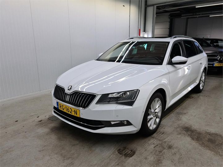 SKODA SUPERB 2017 tmbjg9np5j7537434