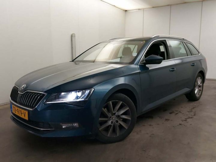 SKODA SUPERB 2018 tmbjg9np6j7601626