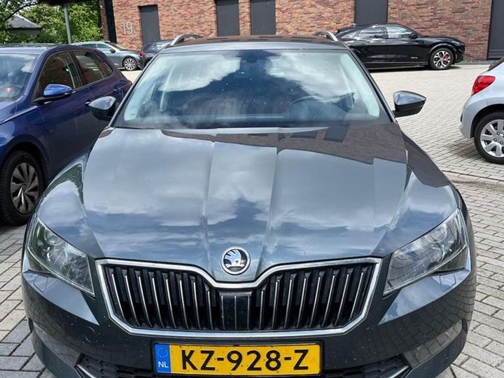 SKODA SUPERB 2017 tmbjg9np7h7500685