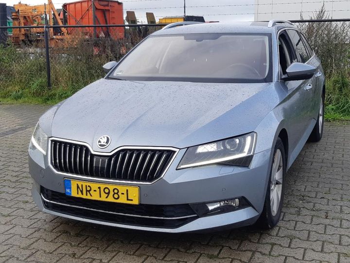 SKODA SUPERB 2017 tmbjg9np7h7533105