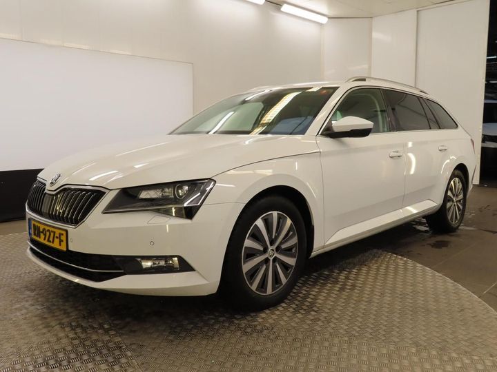 SKODA SUPERB 2018 tmbjg9np7j7550802