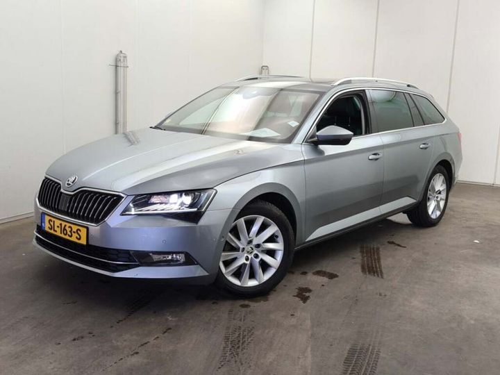 SKODA SUPERB 2018 tmbjg9np7j7586098